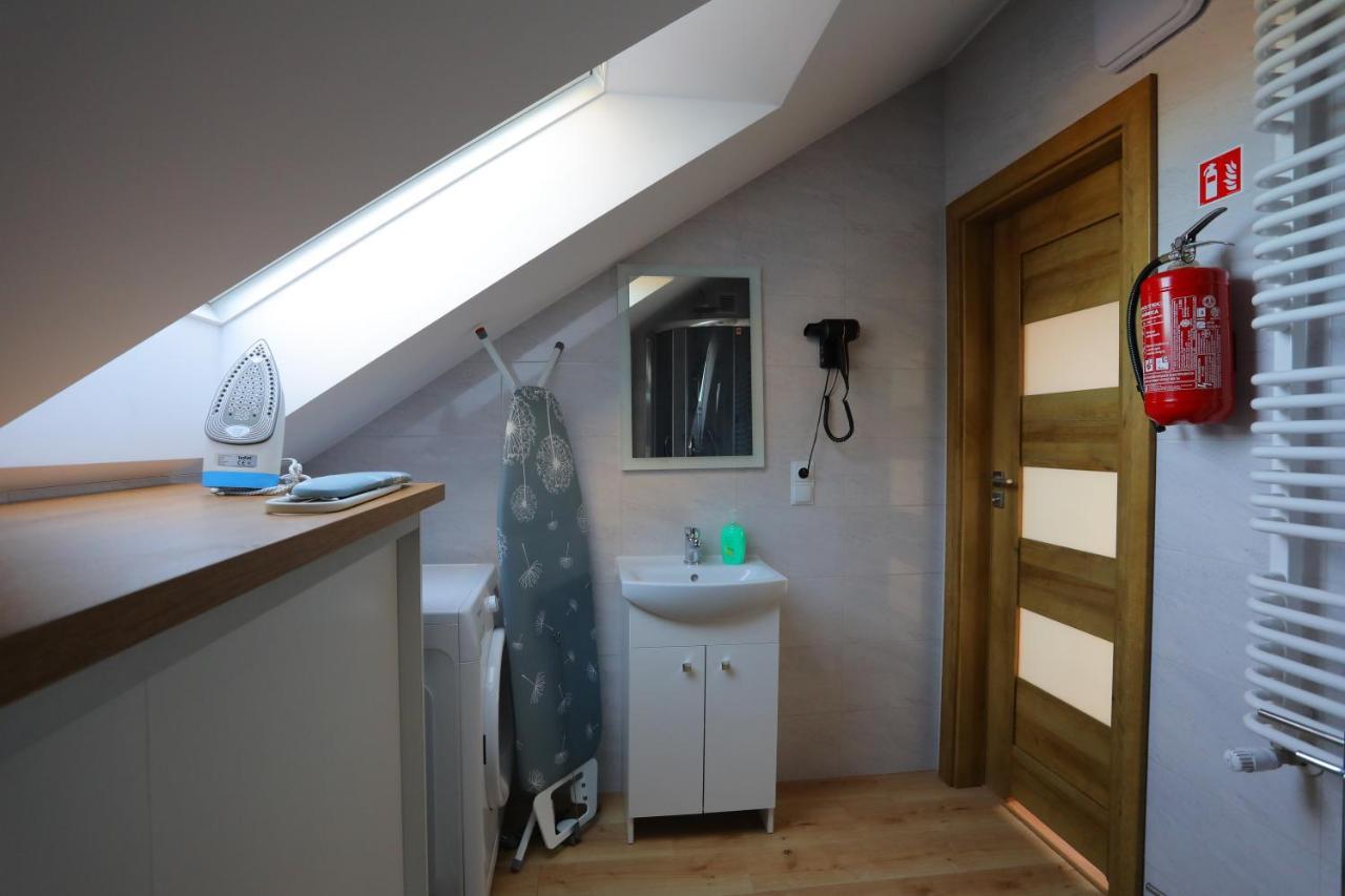 Apartament Ksiazecy Klimatyzacja Жаґань Екстер'єр фото